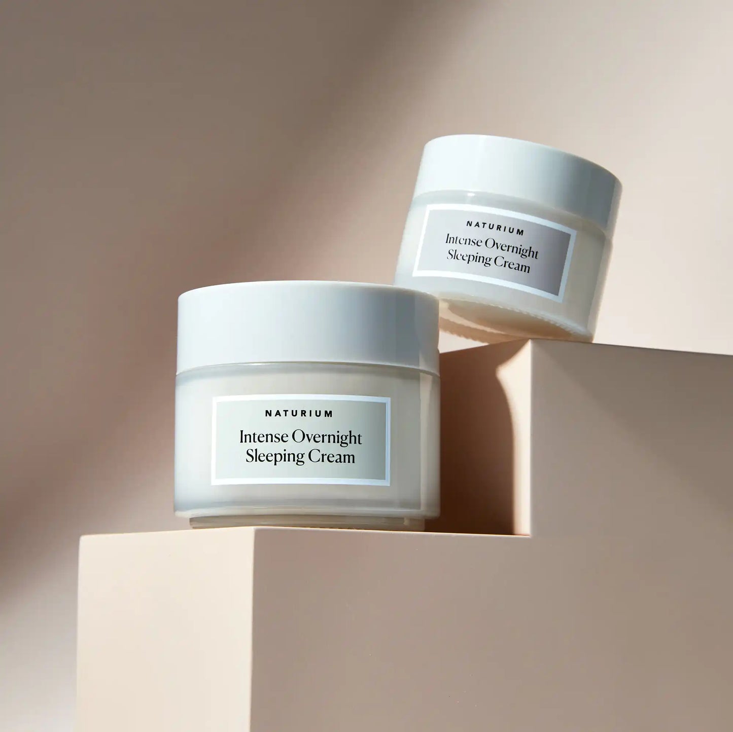 intense-overnight-sleeping-cream-jumbo-b5 11_18_2021_Naturium0552-crop.webp