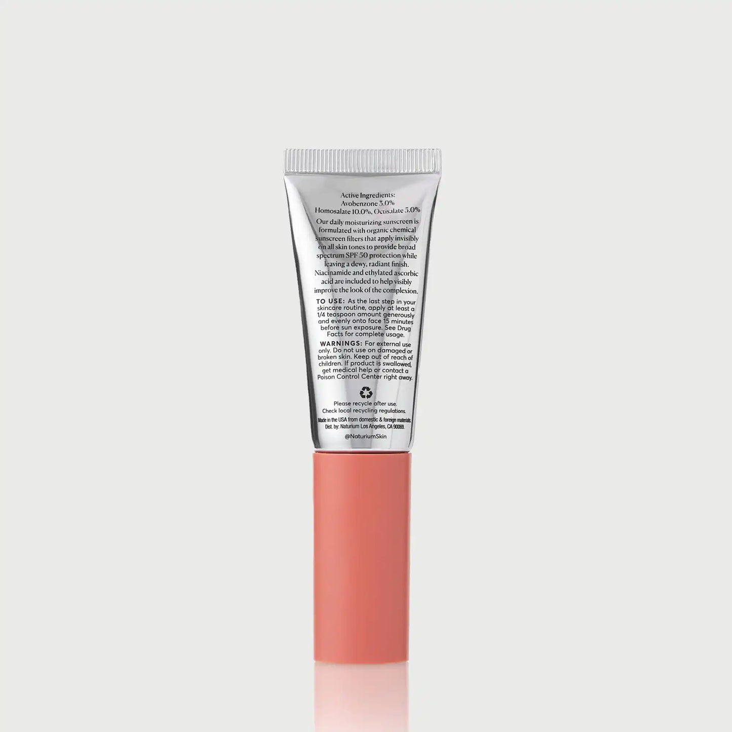 dew-glow-moisturizer-spf-50-travel-size-i7 NATR-10157_Dew-Glow-Moisturizer-SPF-50-Mini_back_capon_bonebkgd_d7cb9bbb-e294-42e2-8d5a-28c73c09b5b5.webp