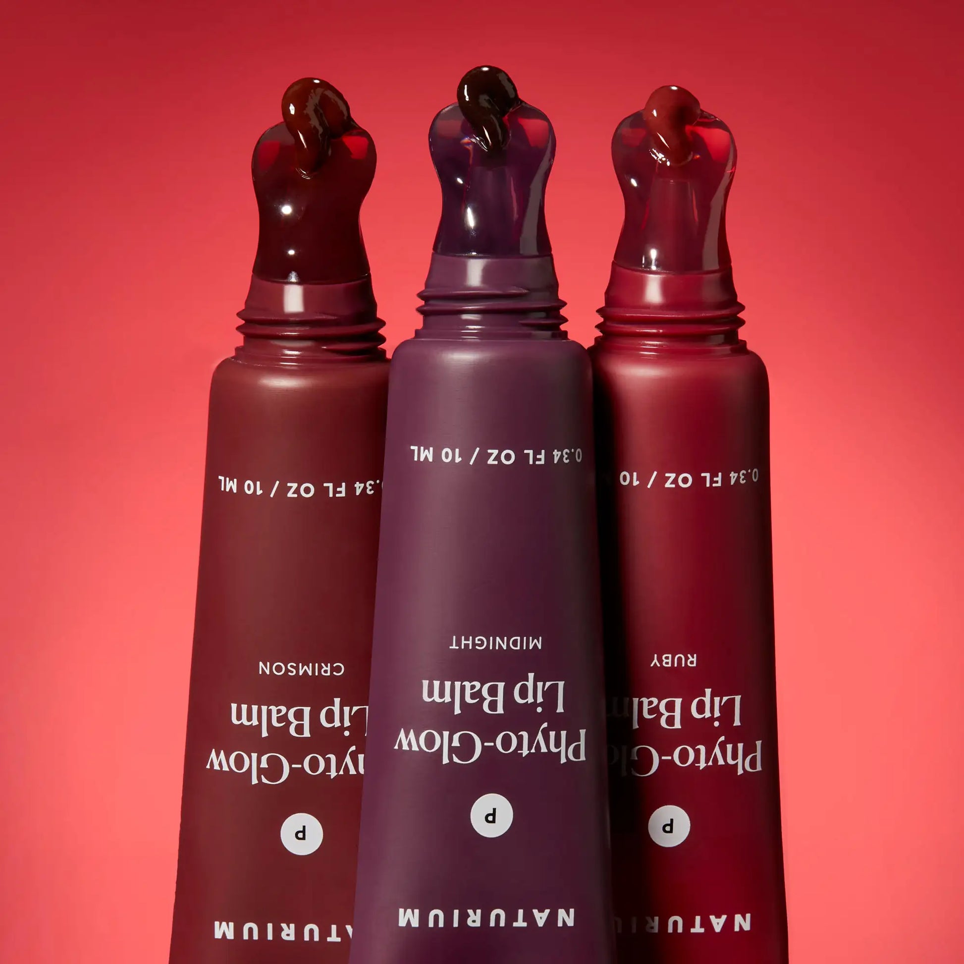 phyto-glow-lip-balm-crimson-d6 phytoglow-moody_6357-crop_1_e73a7054-8061-4f72-8a58-c0111f6fcffa.webp